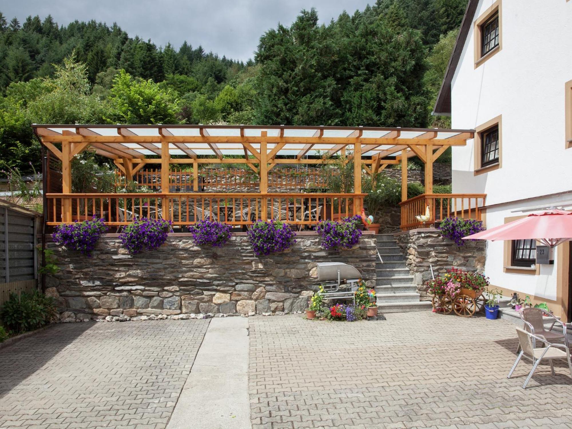 A Modern Apartment In The Hunsr Ck Region S Romantic Drohn Valley Merschbach Exteriér fotografie