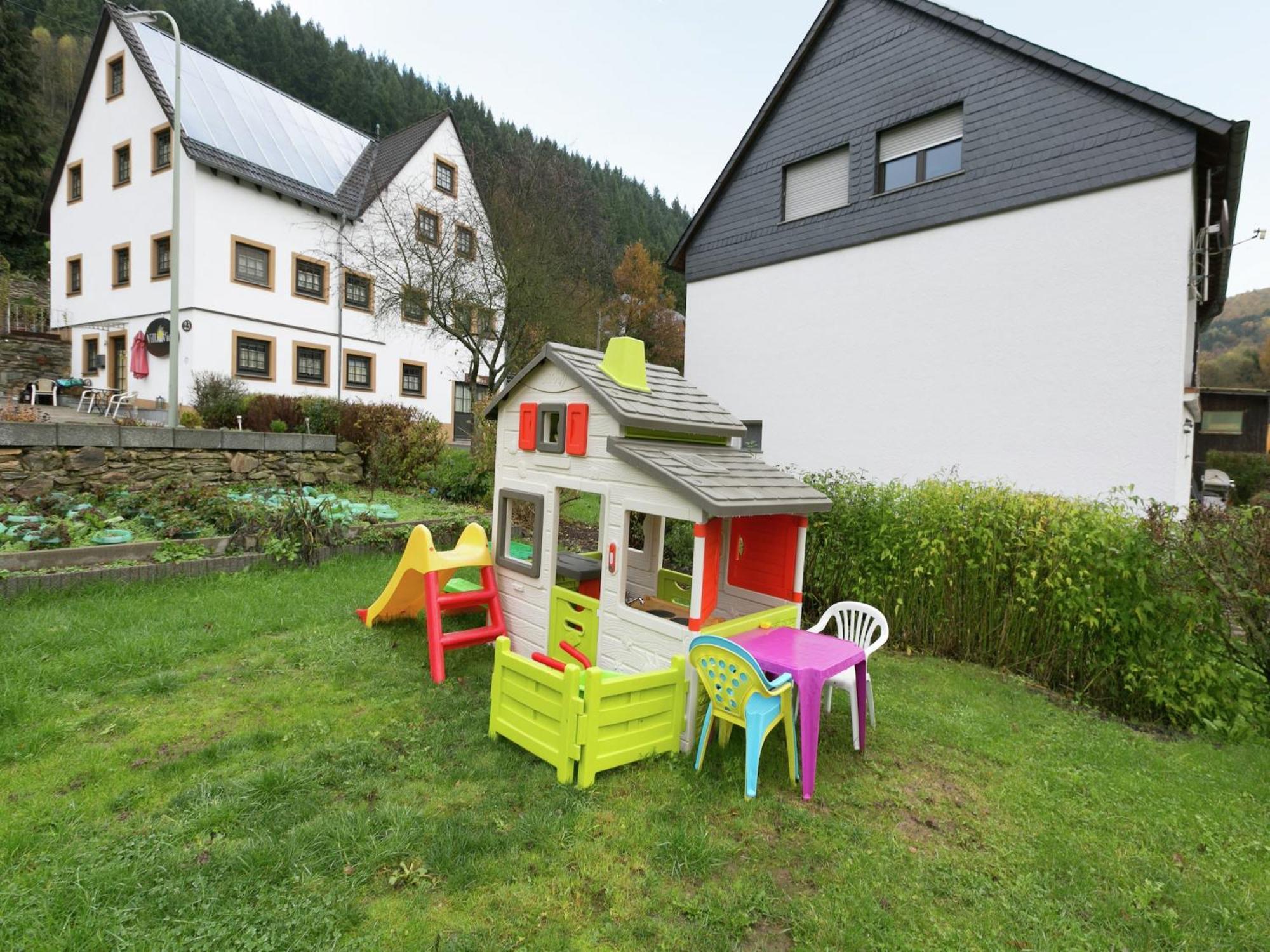 A Modern Apartment In The Hunsr Ck Region S Romantic Drohn Valley Merschbach Exteriér fotografie